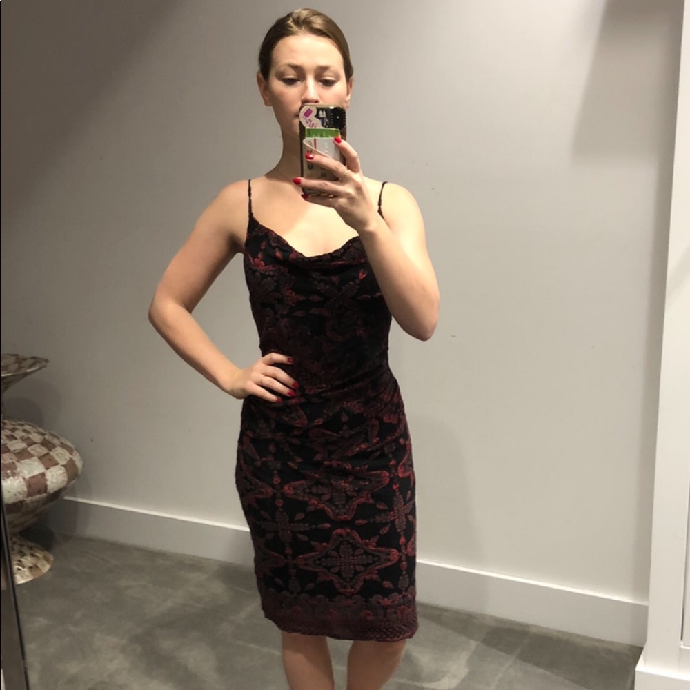 NWOT DVF velvet dress